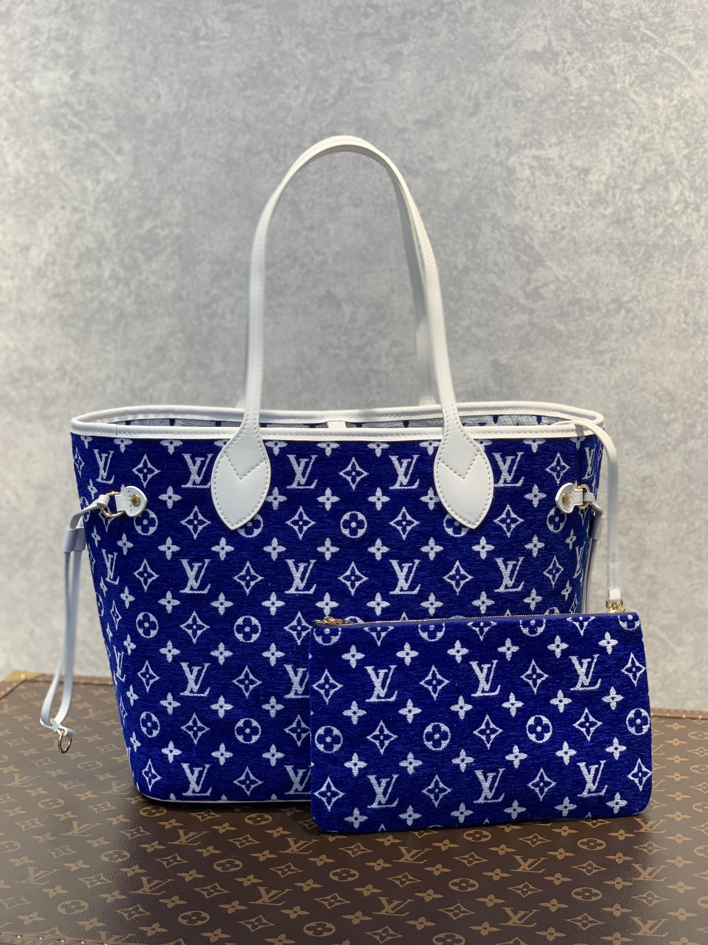 l0*is V*t0n neverfull m46102-32*29*17cm