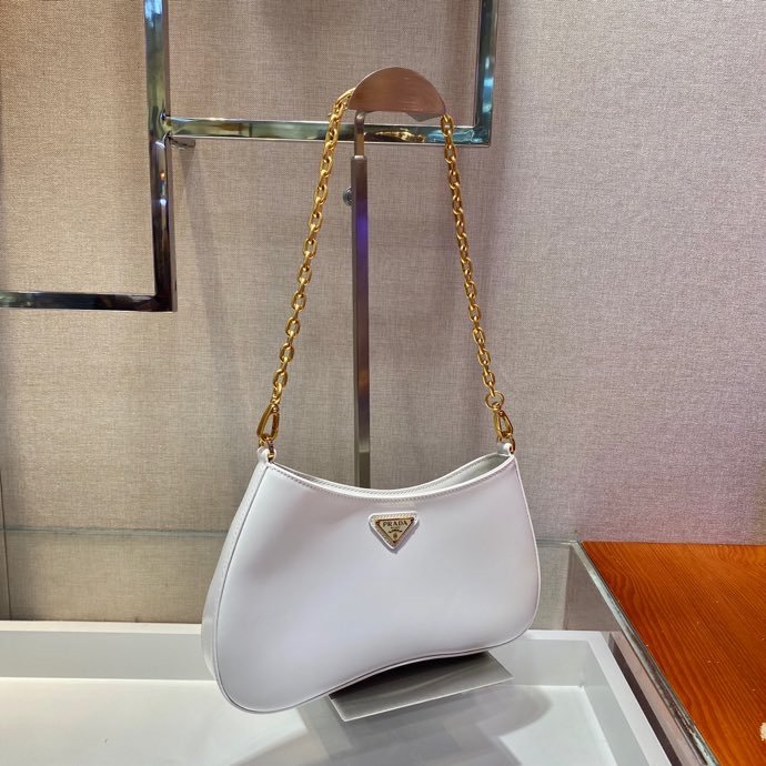 Pra*a vintage handbags1bc148-26*16*4cm