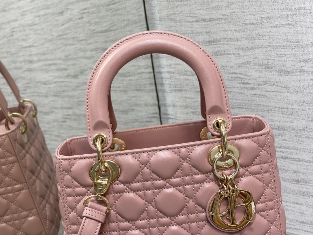 lady D*or handle bag-24cm