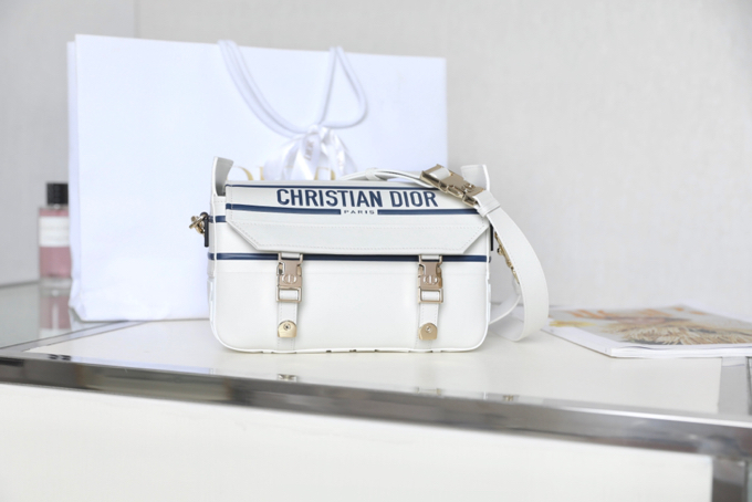 D*or camp bag-23×15×8cm