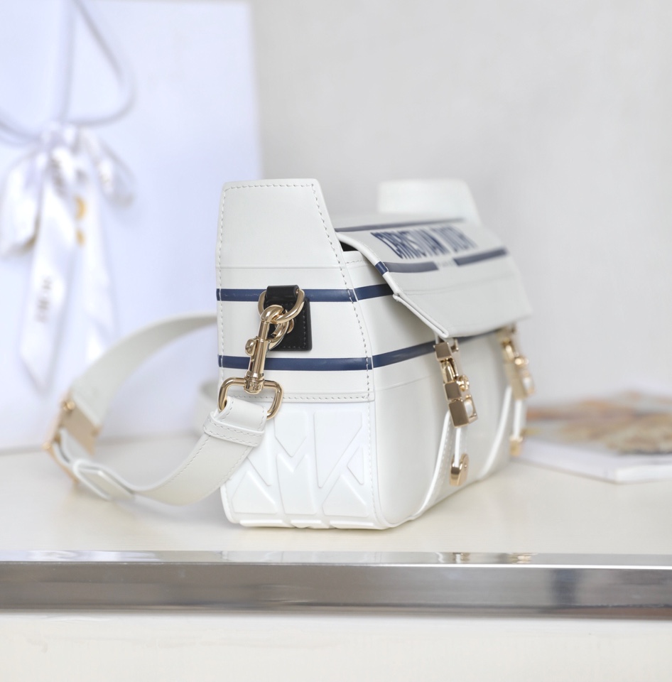 D*or camp bag-23×15×8cm