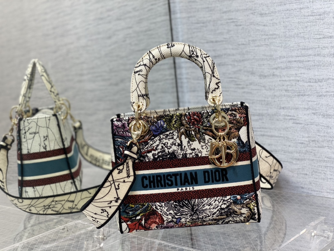 lady D*or handle bag-24cm