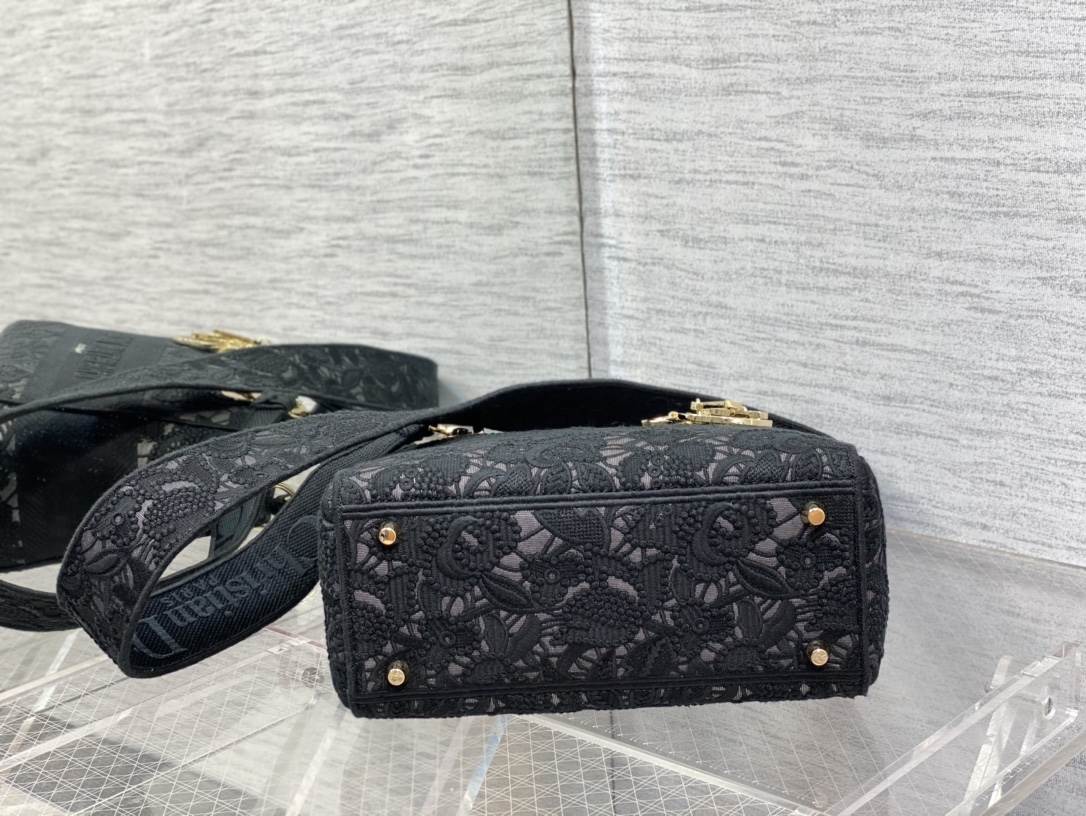 lady D*or handle bag-24cm