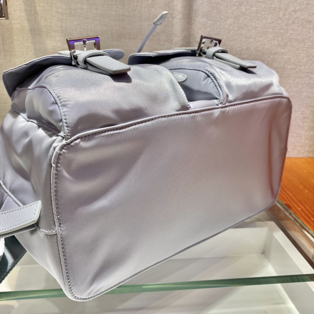 Pra*a backpack 1bz811-30*32*15cm