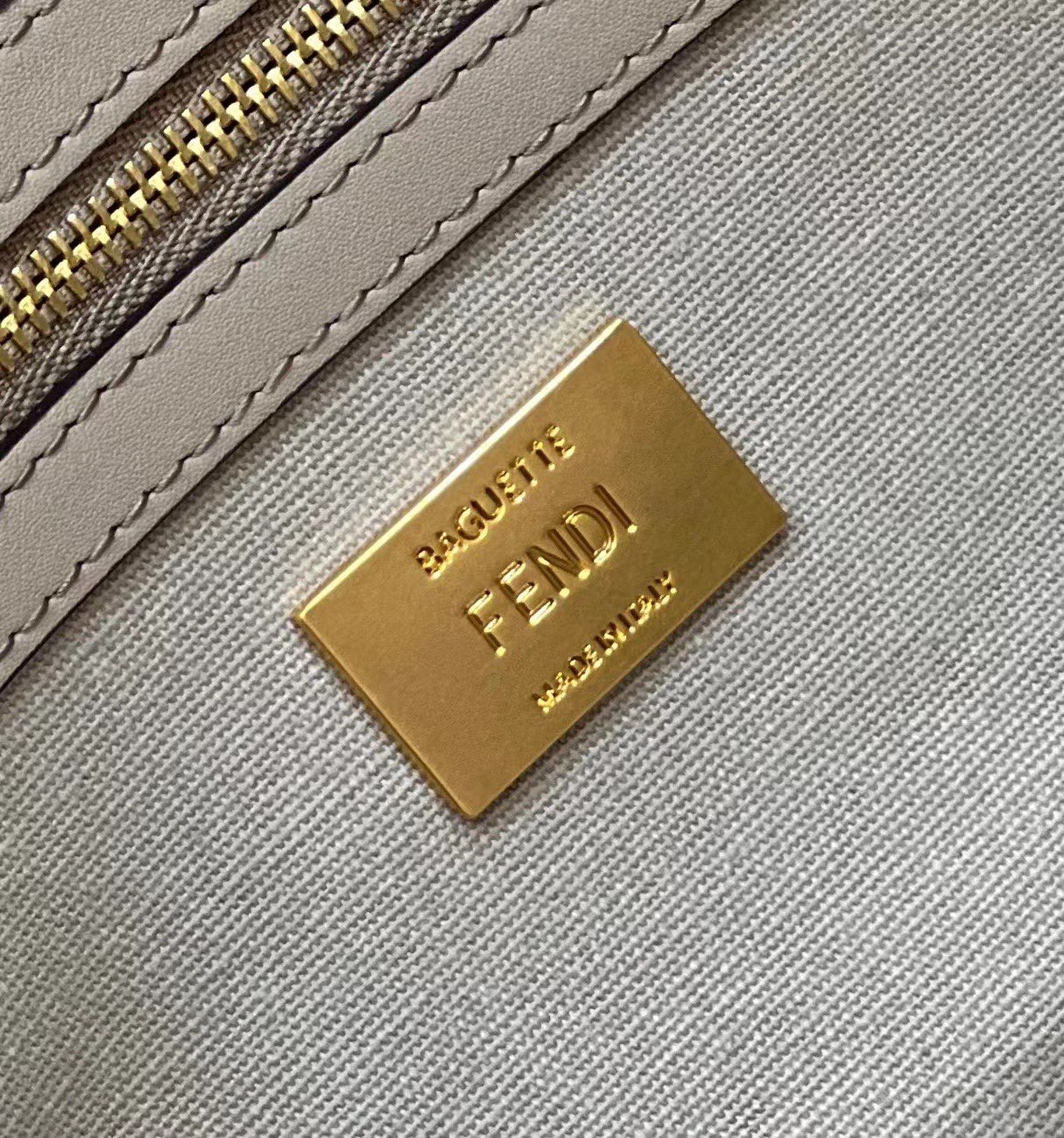 F**di baguette bag-27×6×14cm