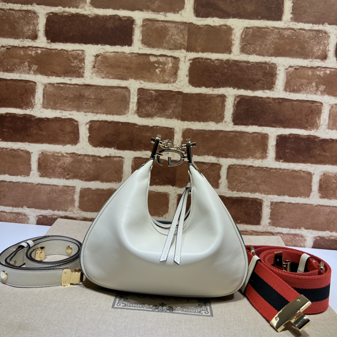 G*u*i attache small shoulder bag-23*22*5cm