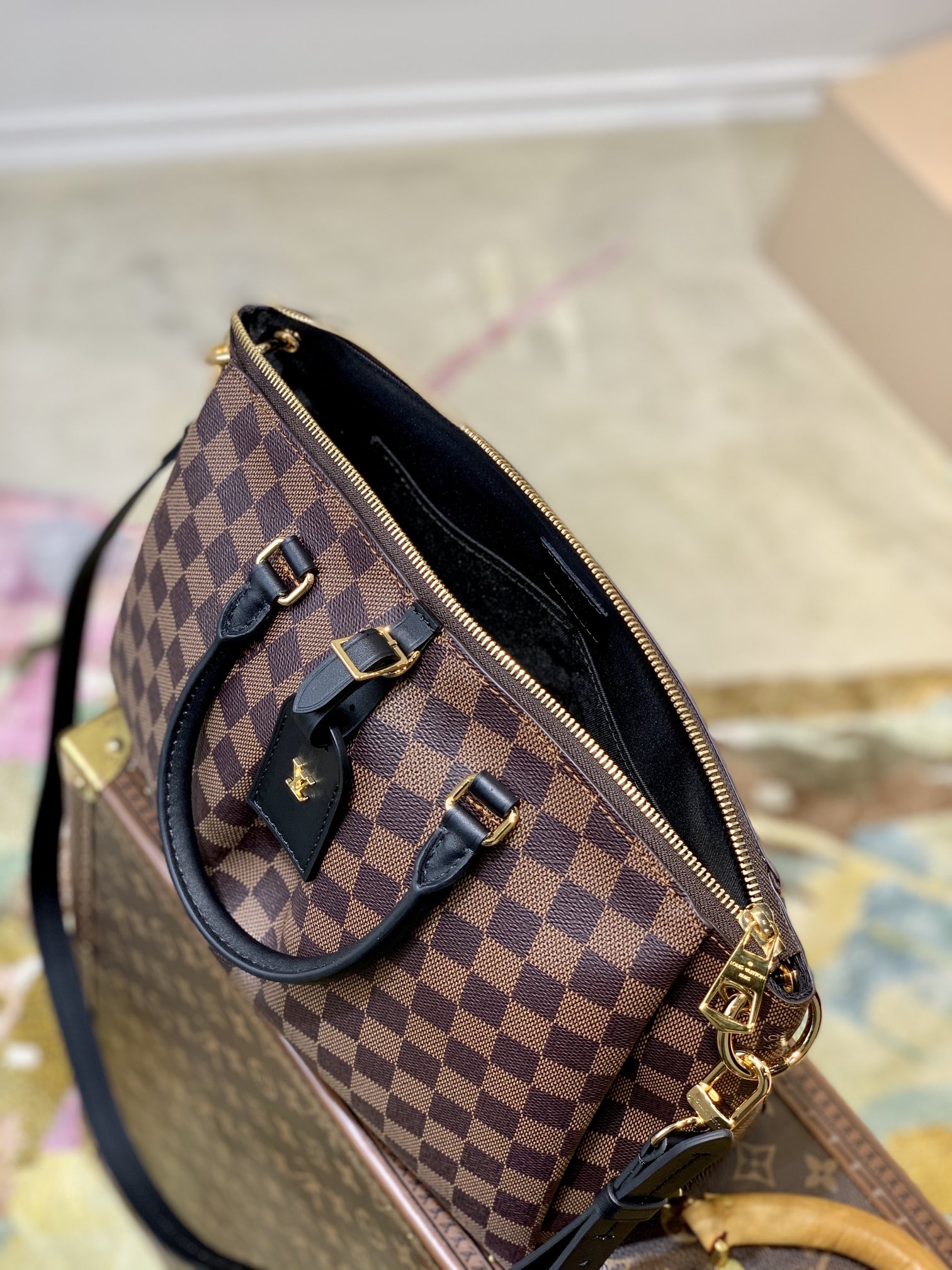 l0*is V*t0n m45986 boétie-31.5*28*16cm