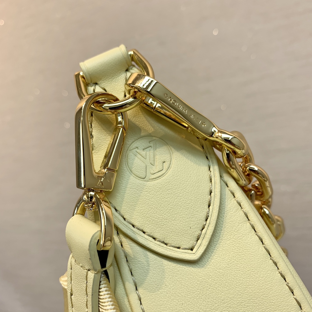 l0*is V*t0n over the moon handbag-27.5*16*7cm