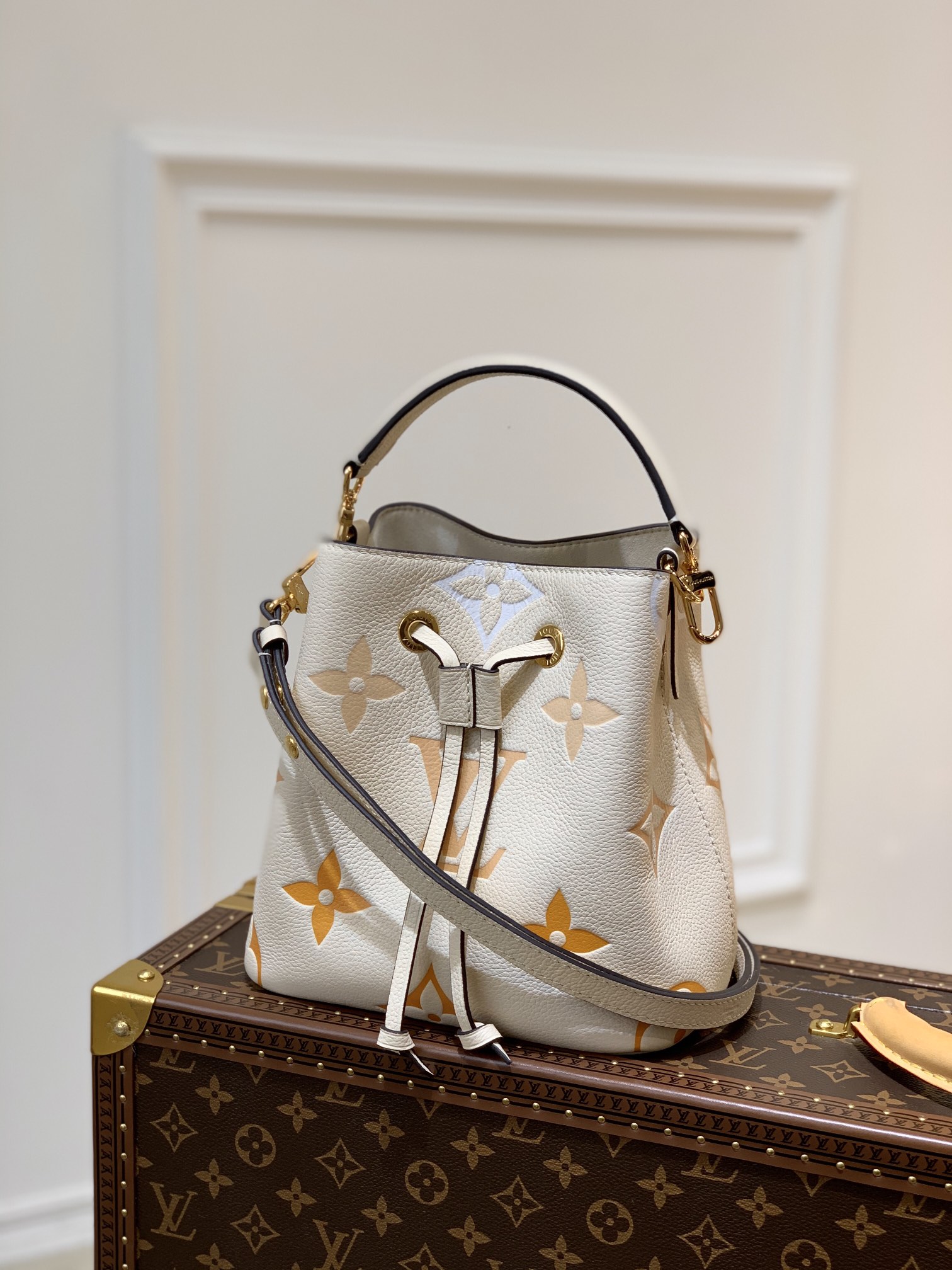 l0*is V*t0n m45709 neonoe bb handbag-20*20*13cm
