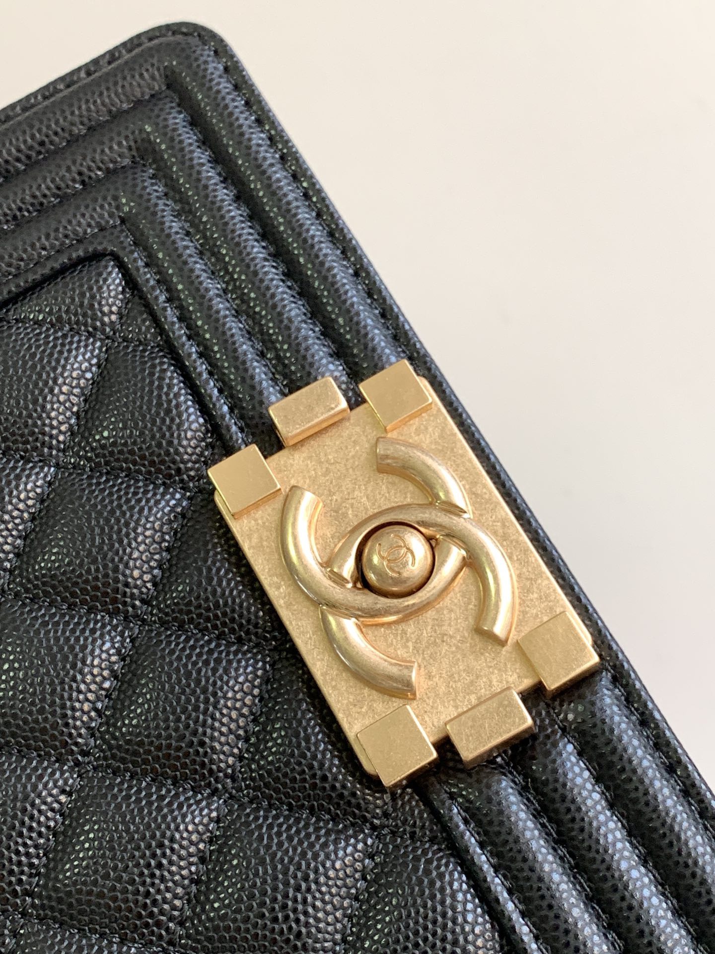 Ch@nel Boy Bag-Caviar-20CM