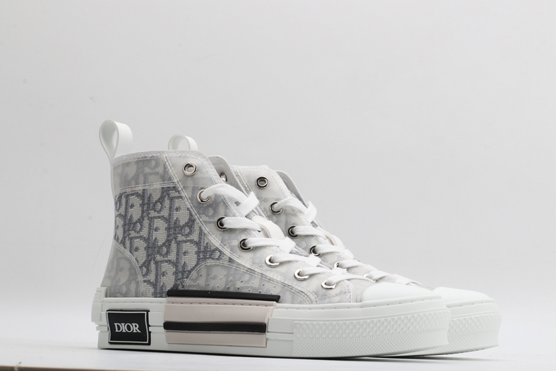 D*or high-top sneakers
