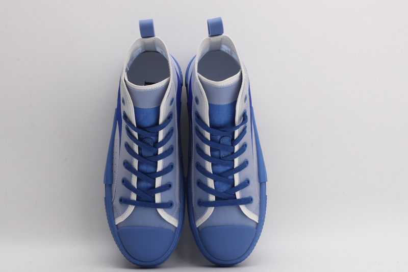 D*or high-top sneakers