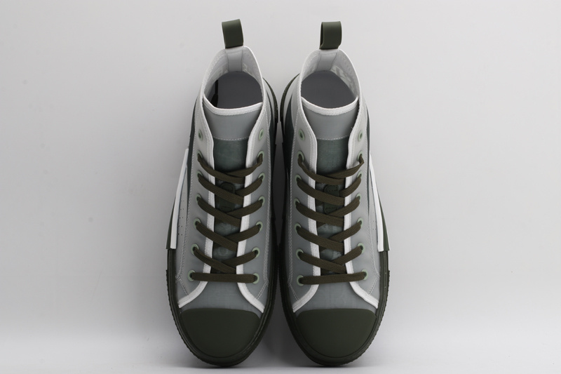 D*or high-top sneakers