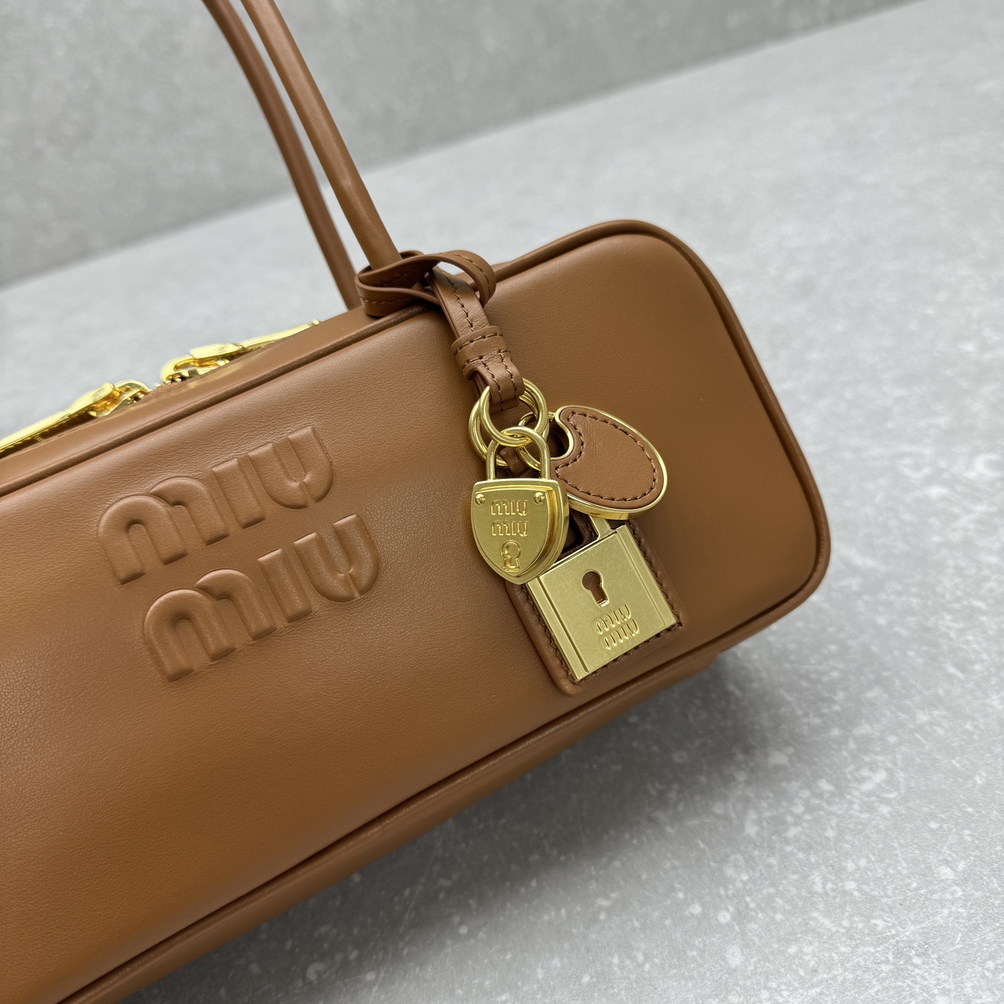 M1um1u top handbags-28*11.5*8cm