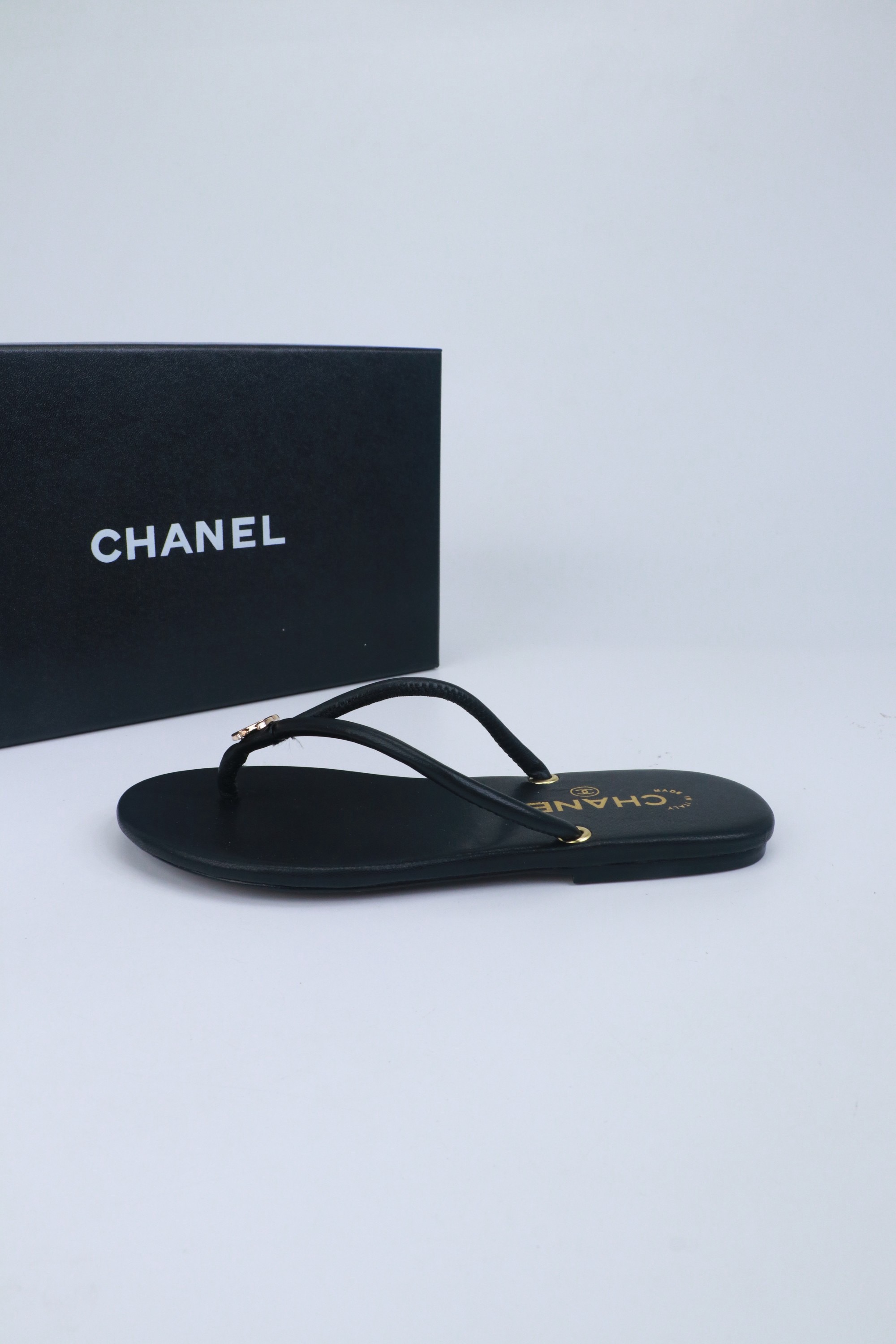 Ch@nel Slides