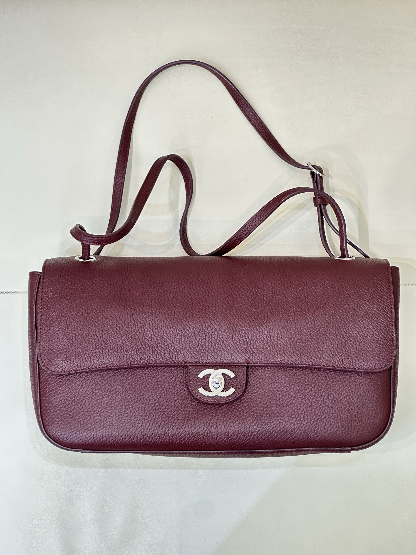 Cha*nel Grained Calfskin Small Souplissimo Maxi Flap-32CM