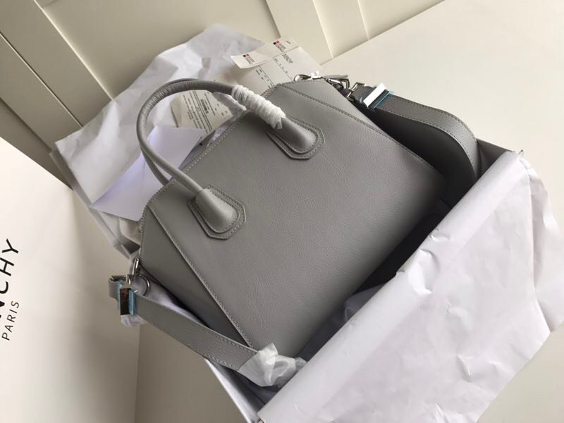 G1uenchy antigona tote-33*18*26cm