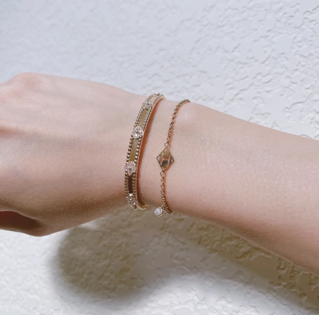 VCA Bracelet