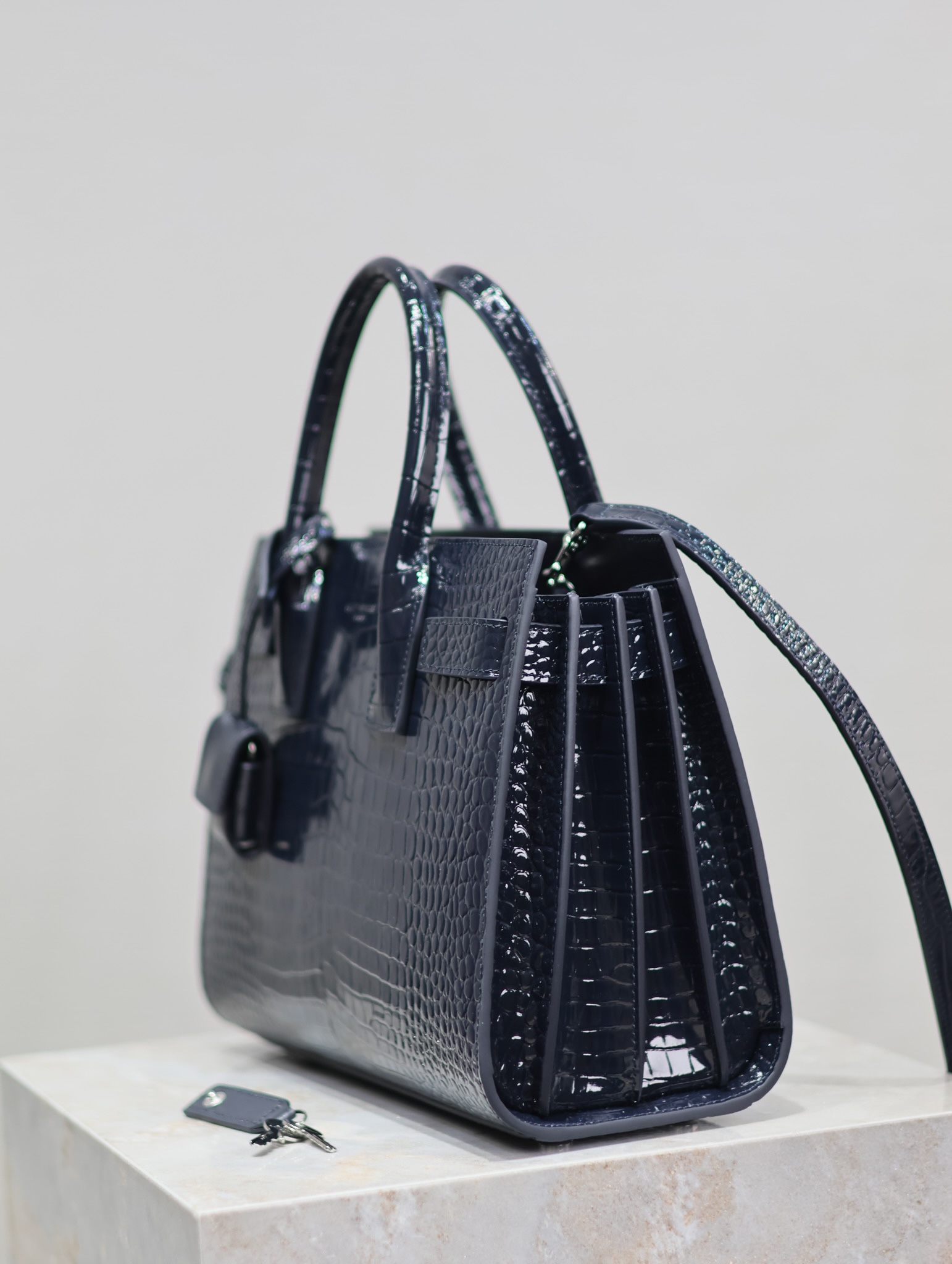 Y51 Sac De Jour-22x18x10.5&26x20.5x12.5CM