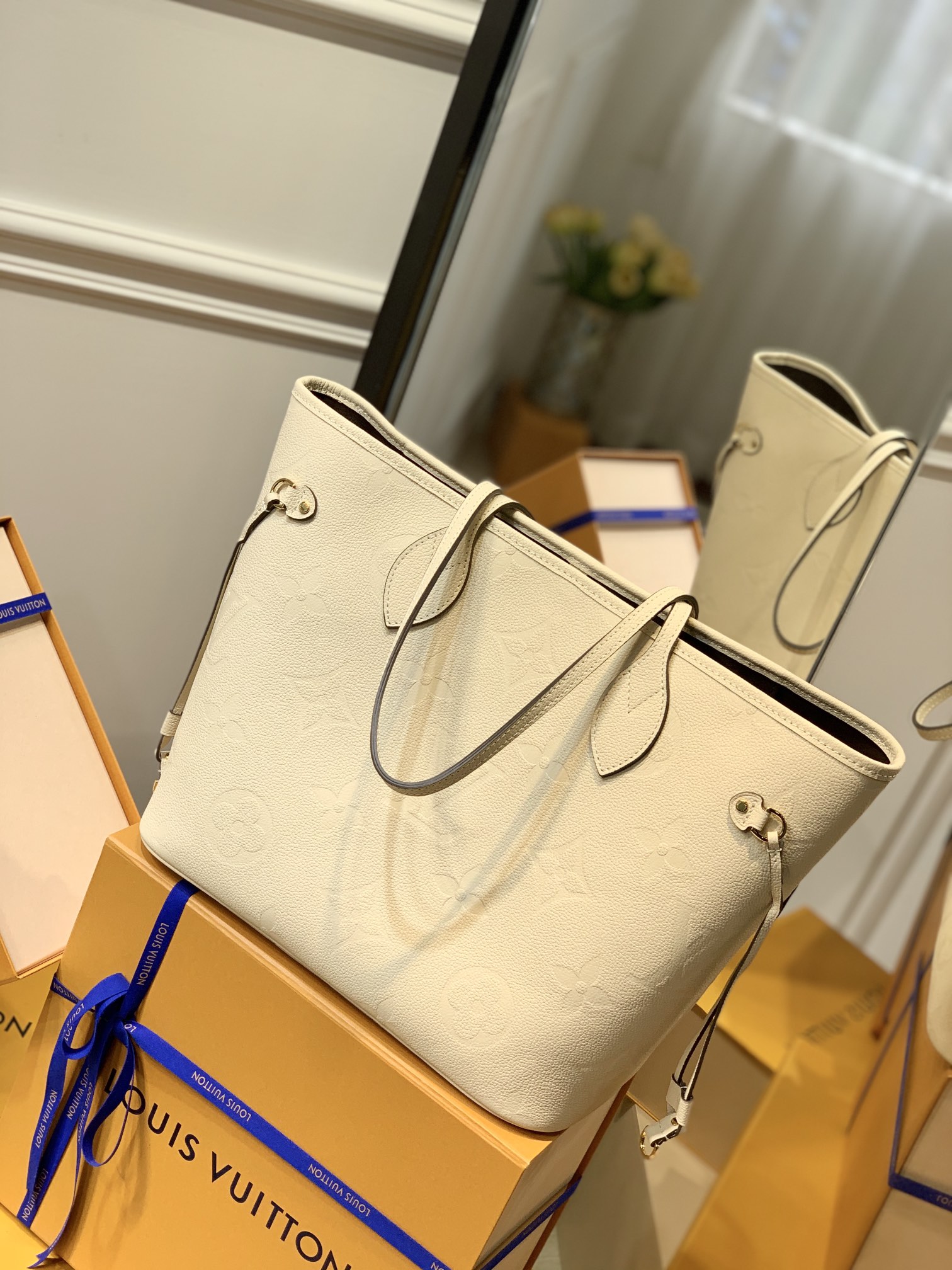 l0*is V*t0n neverfull mm-32*29*17cm