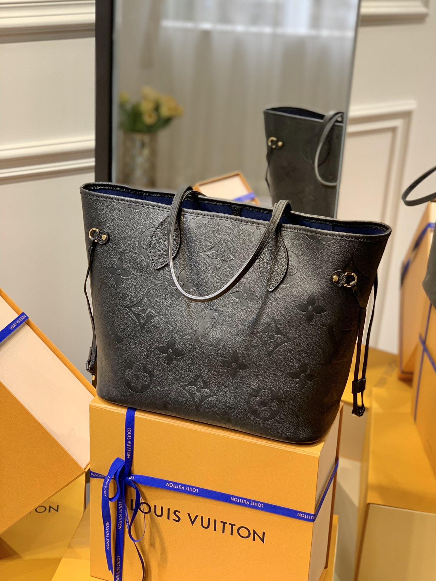 l0*is V*t0n neverfull mm-32*29*17cm