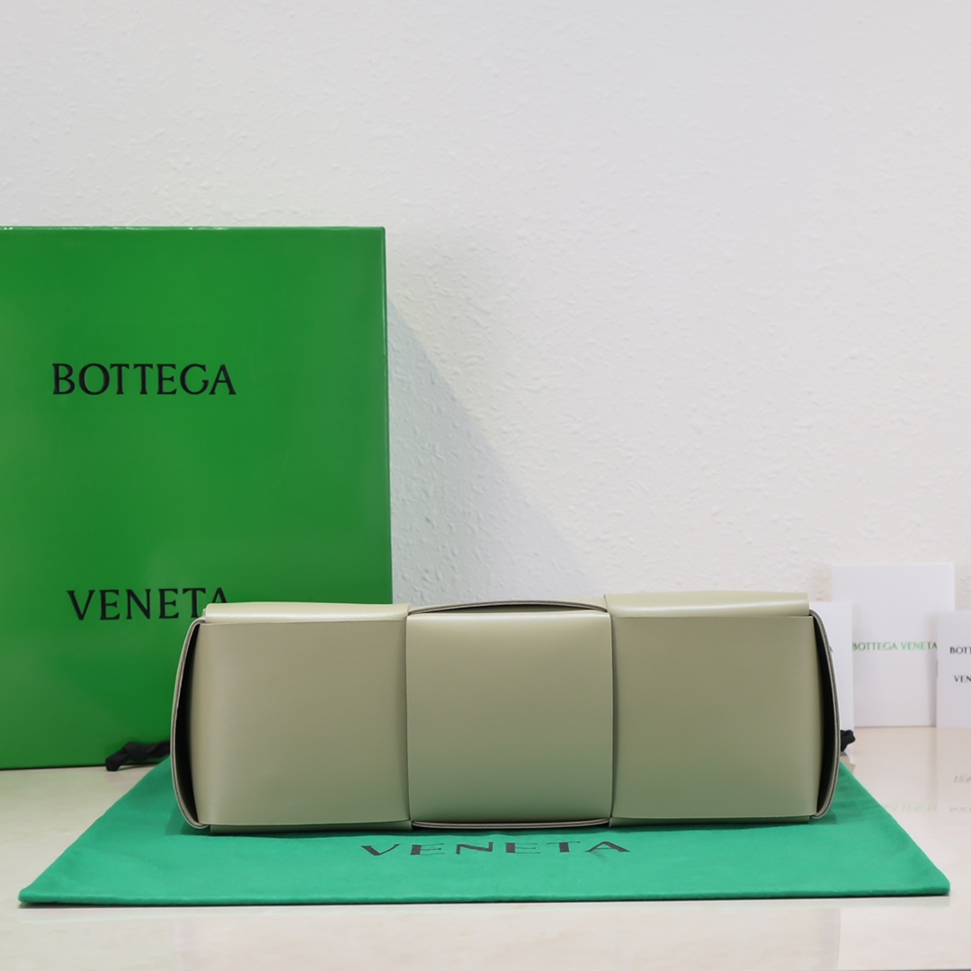 B0tte*a arco tote-30x20x11.5cm