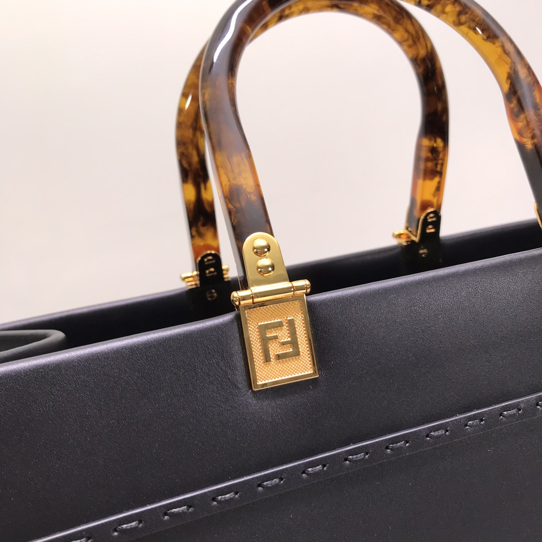 F**di tote-41x35x19cm
