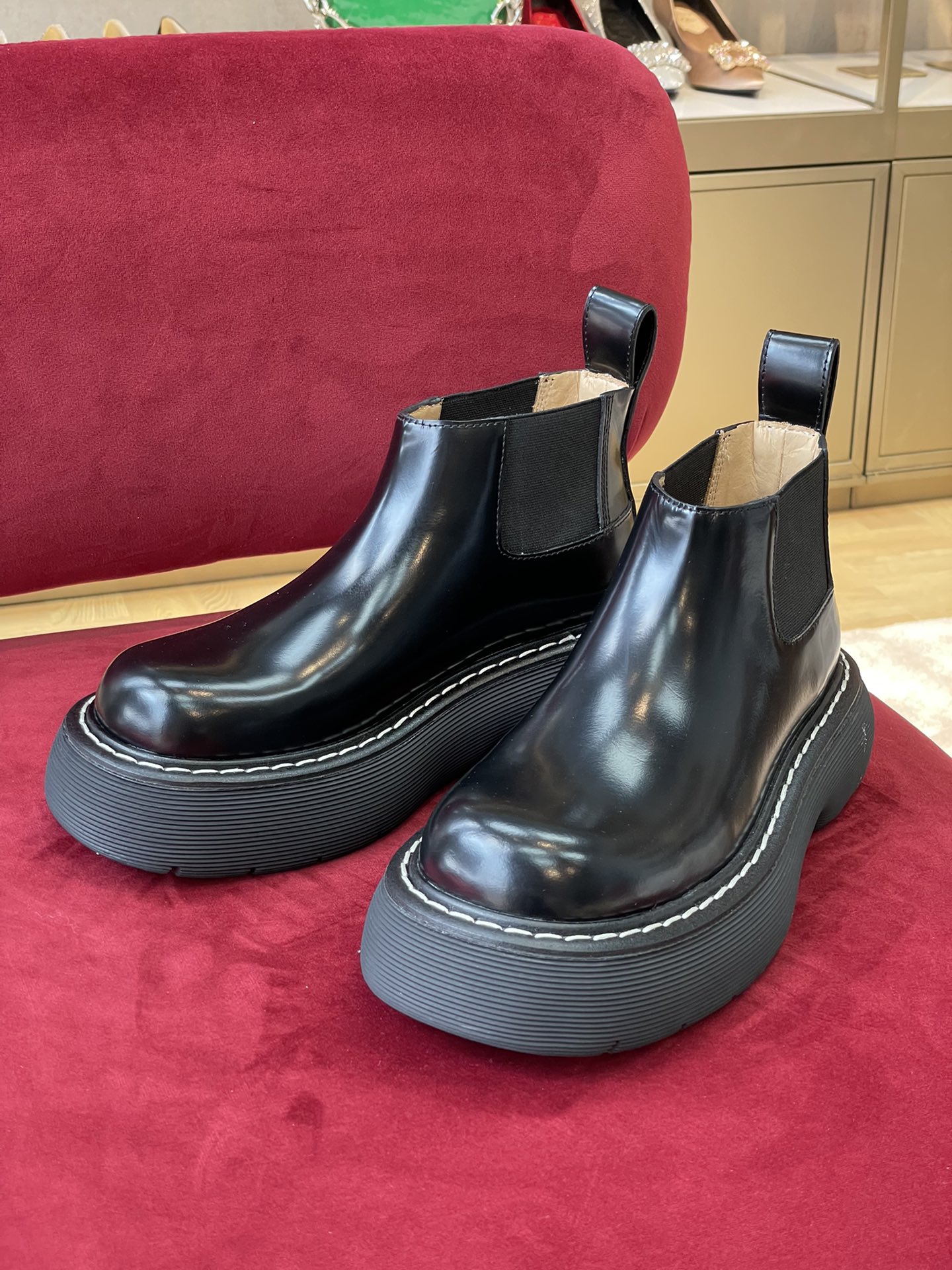 b0tte*a Ven*ta bounce boots(size 35-45)