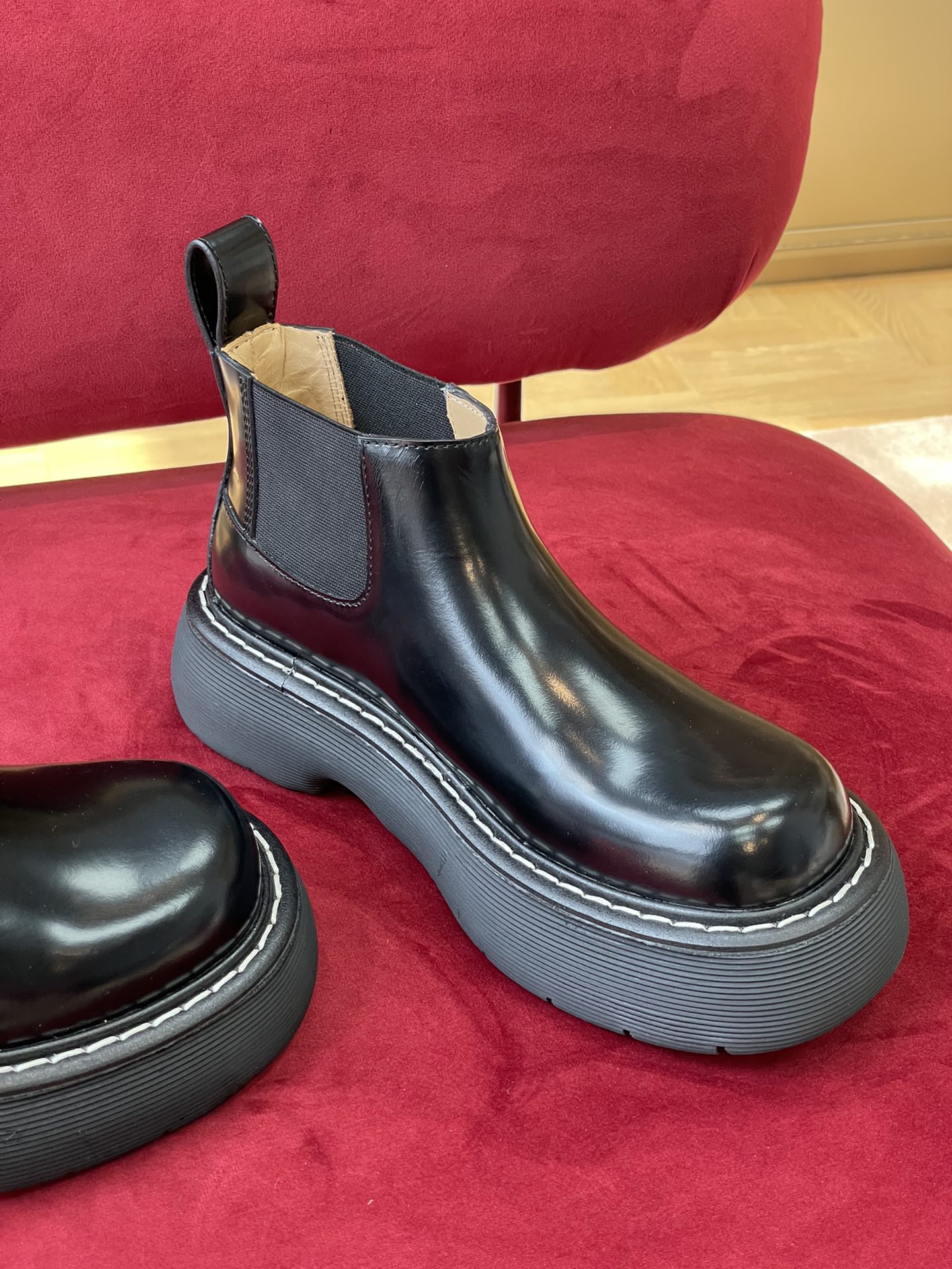b0tte*a Ven*ta bounce boots(size 35-45)