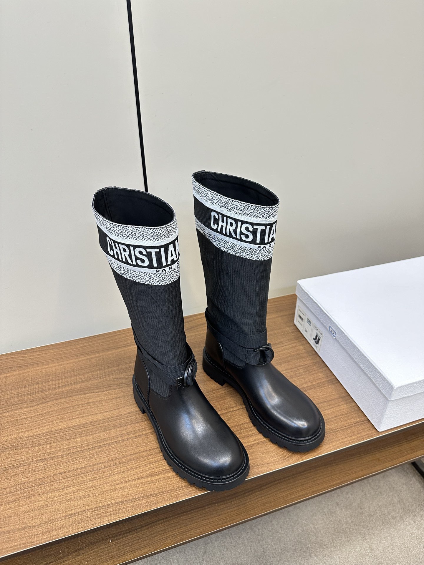 Diro Boots 2024SA