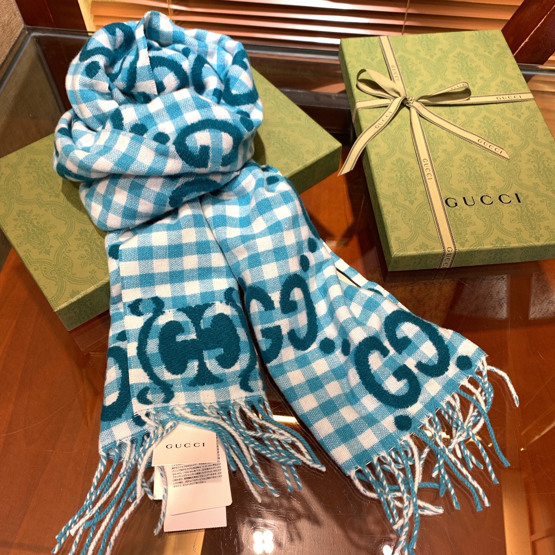 G*u*i scarf-35*240cm