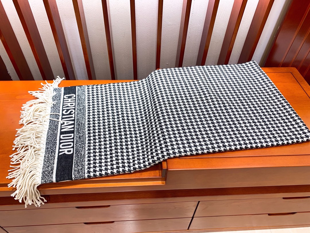 D*or blanket-140 x 140cm