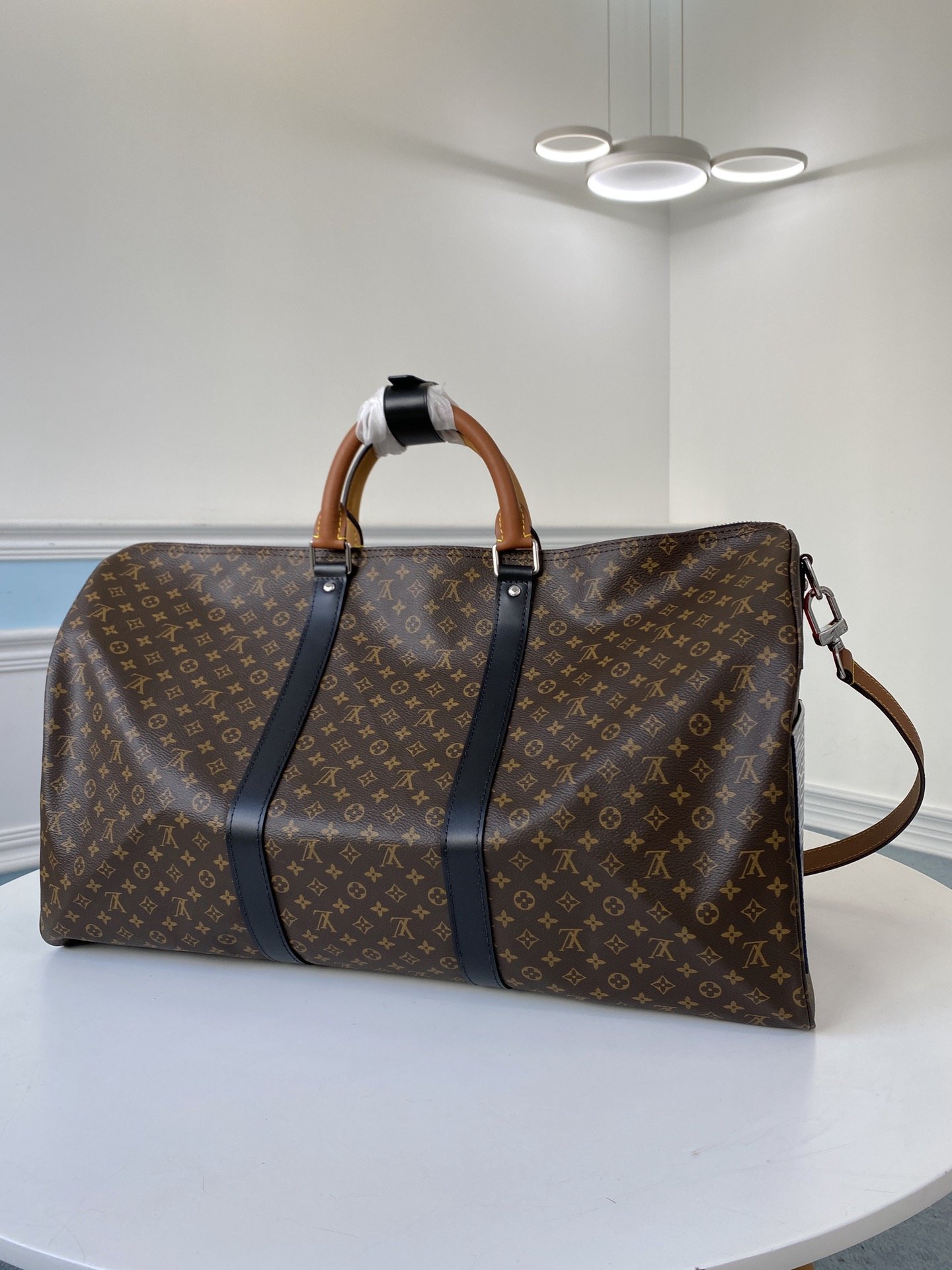 l0*is V*t0n keepall 50