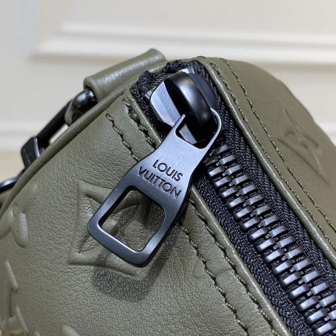 l0*is V*t0n keepall xs-21*12*9cm