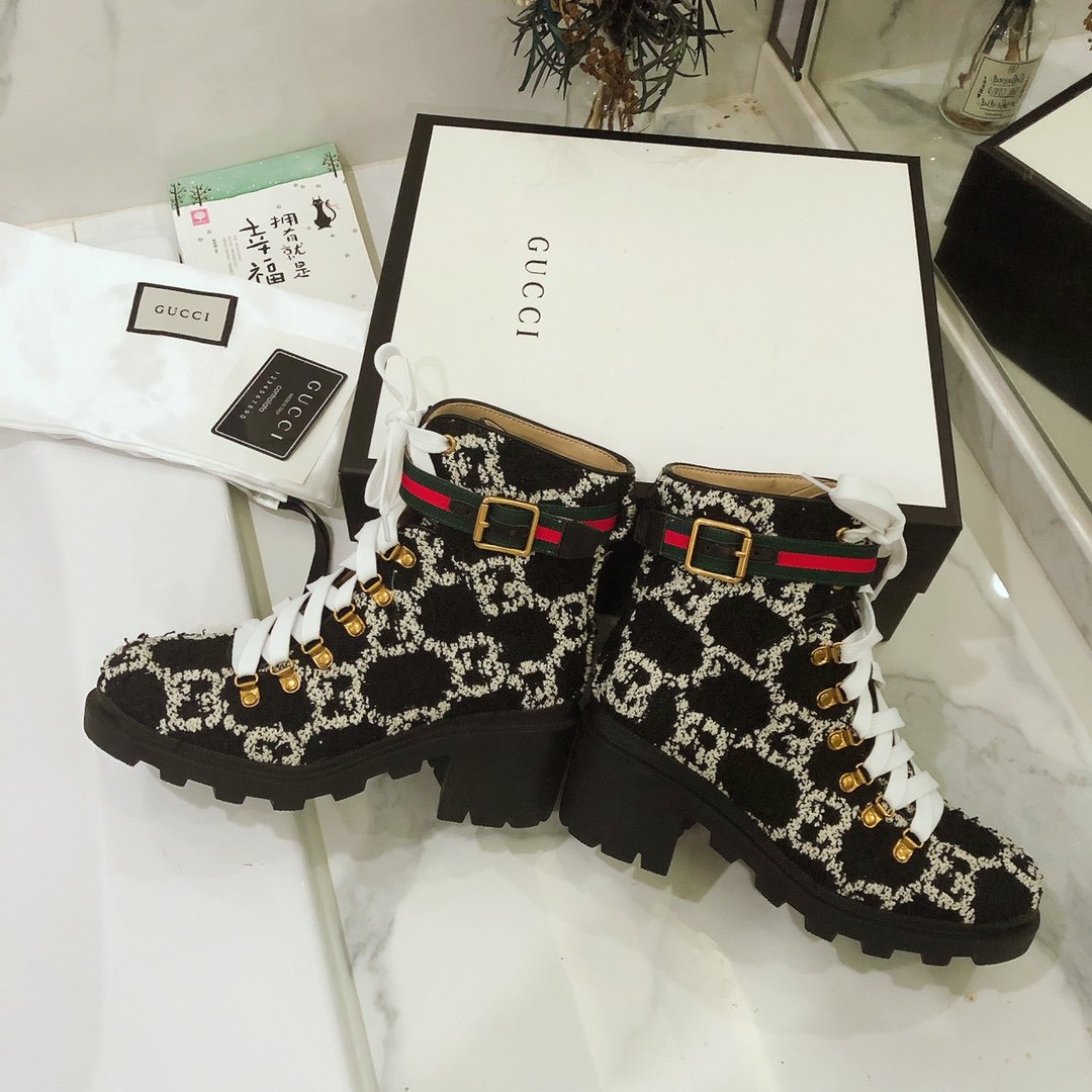 G*u*i boots