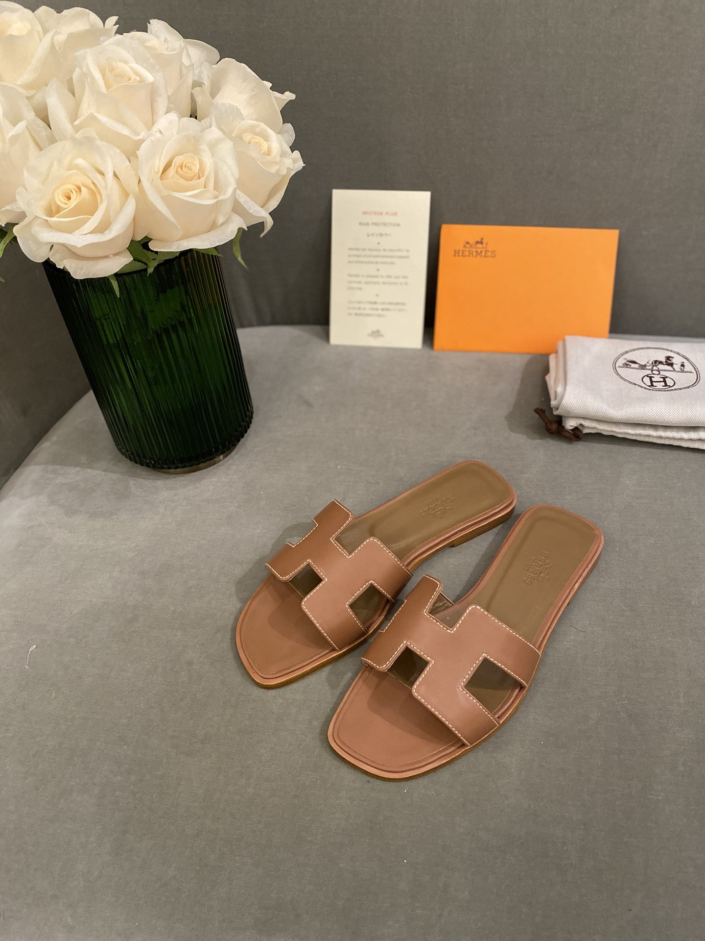 H**mes slippers in smooth leather