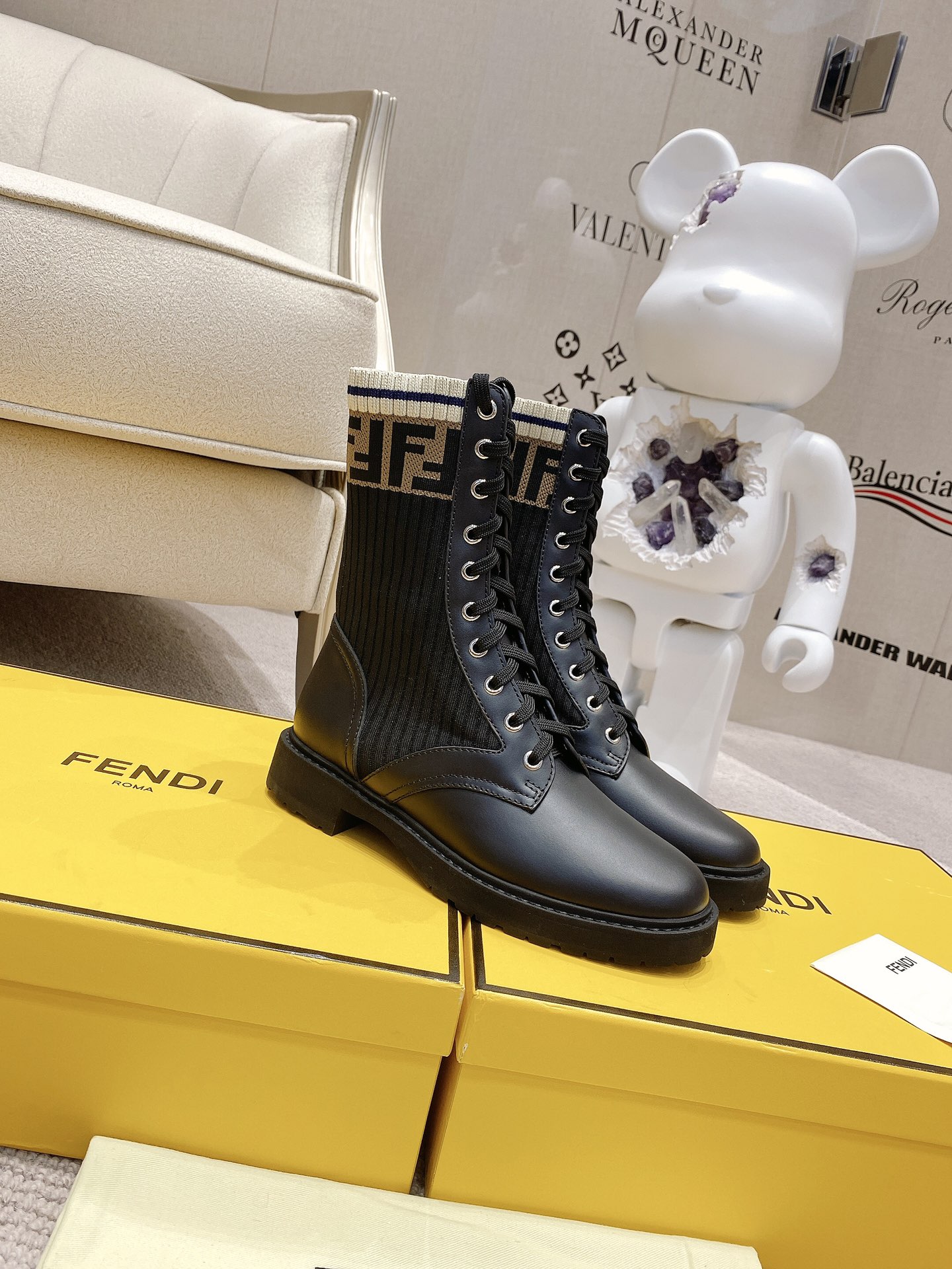 F**di boots