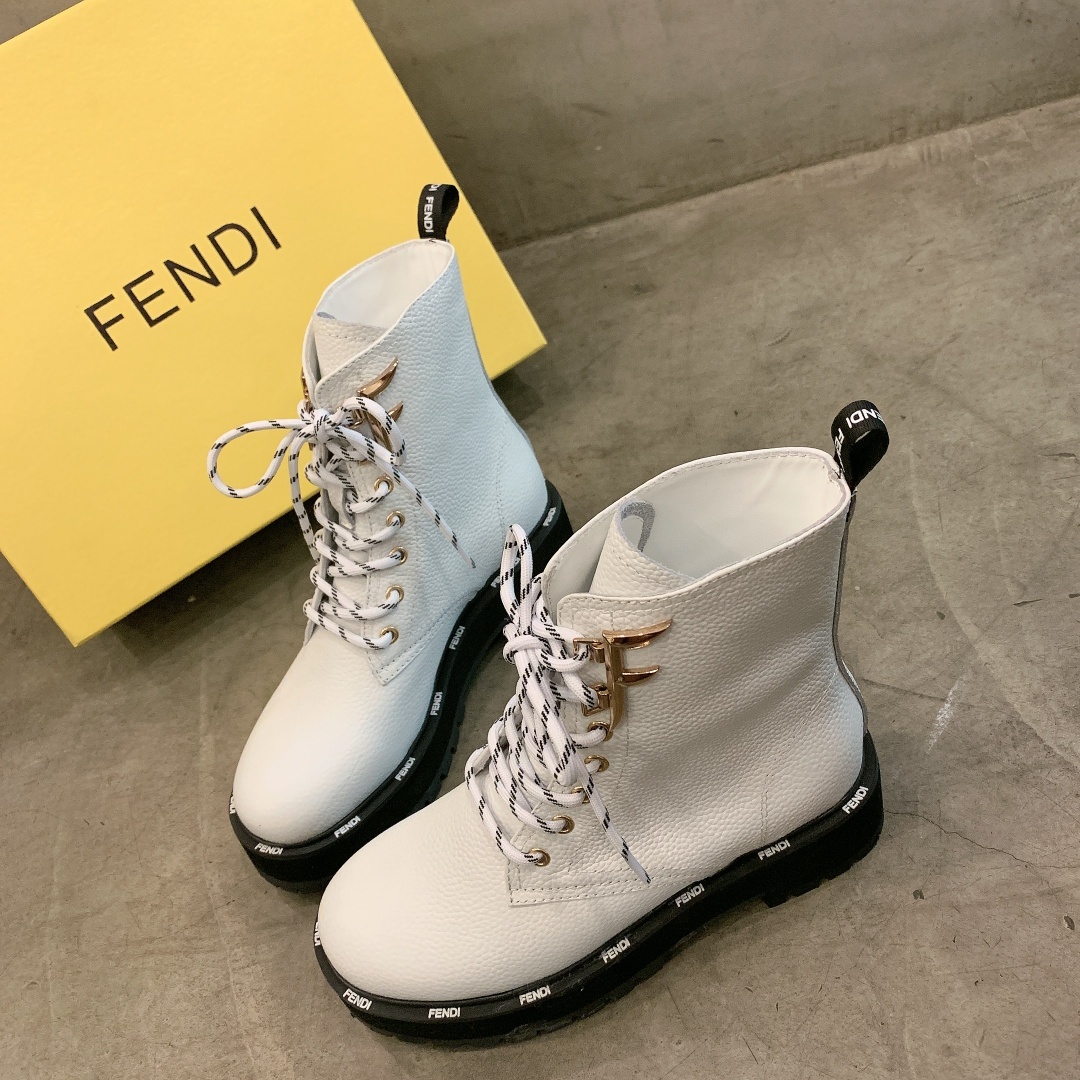 F**di boots