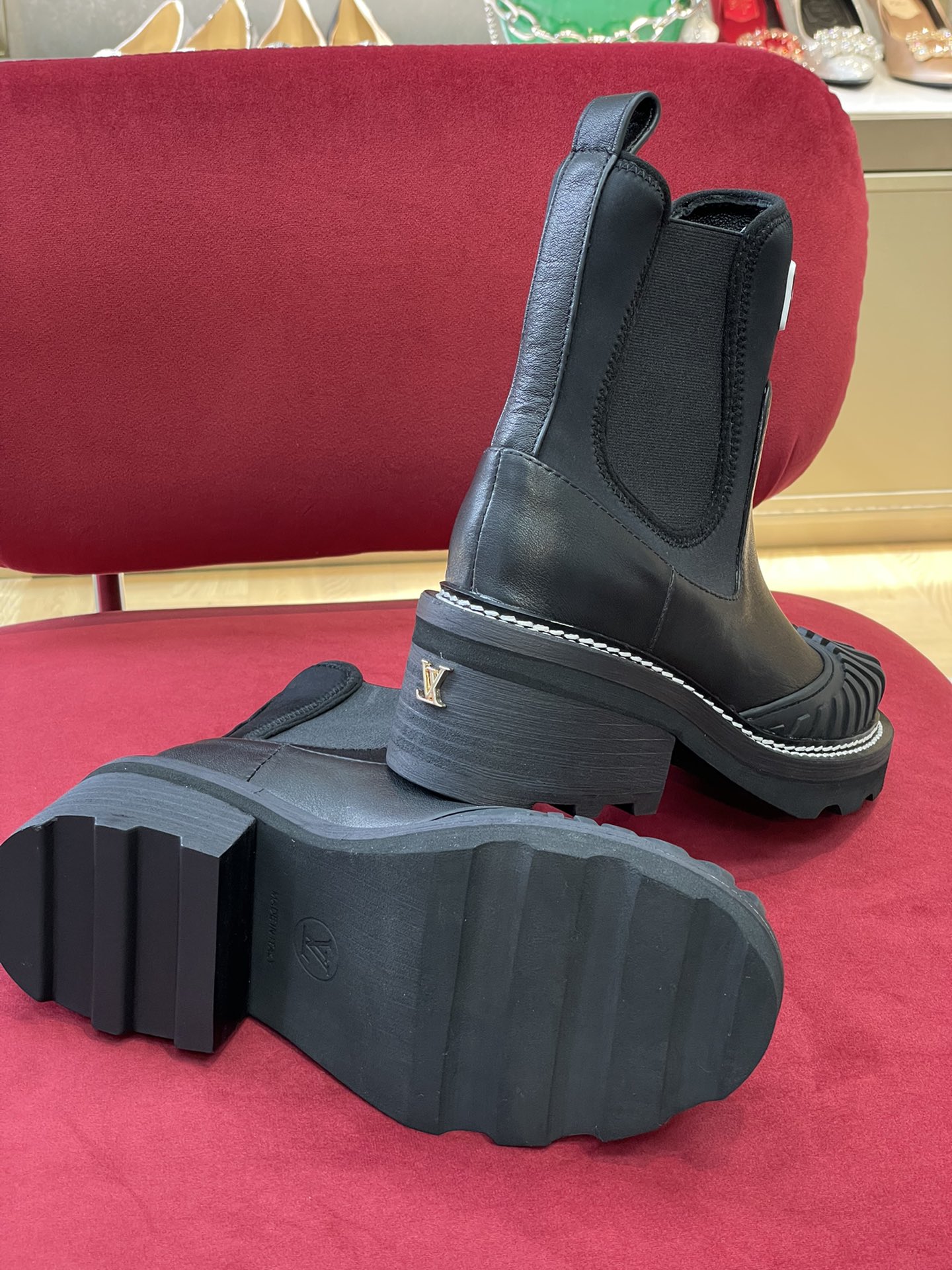l0*is V*t0n beaubourg boots