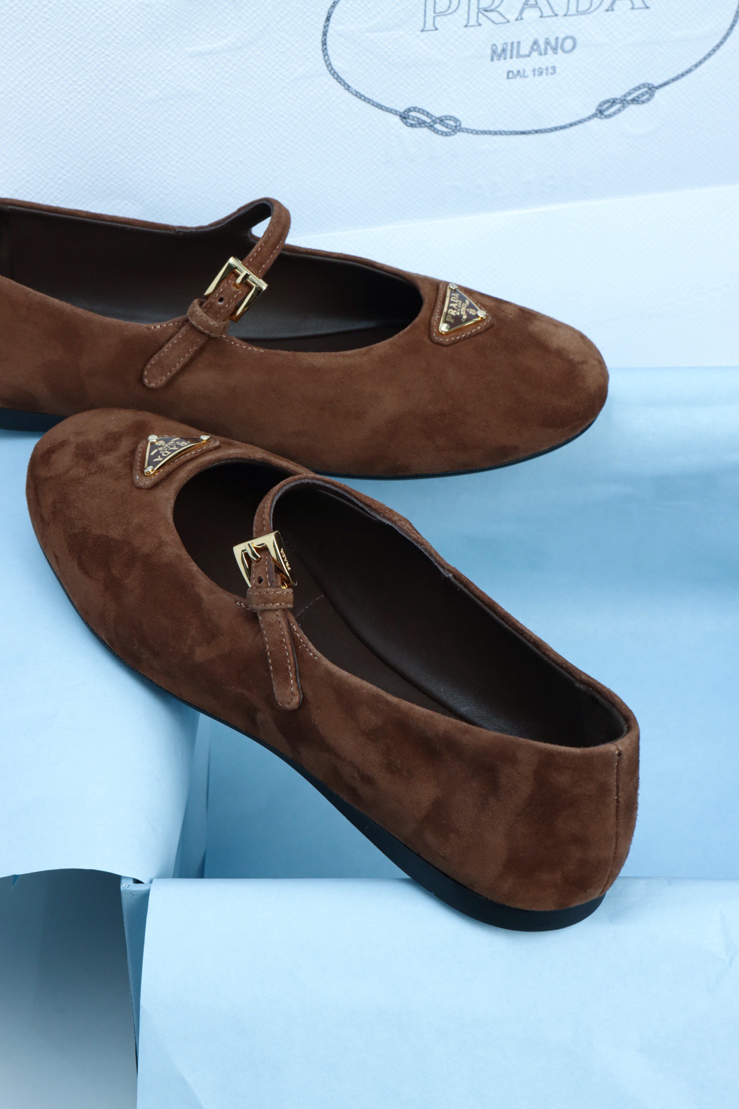 Pra*a Suede Ballerinas