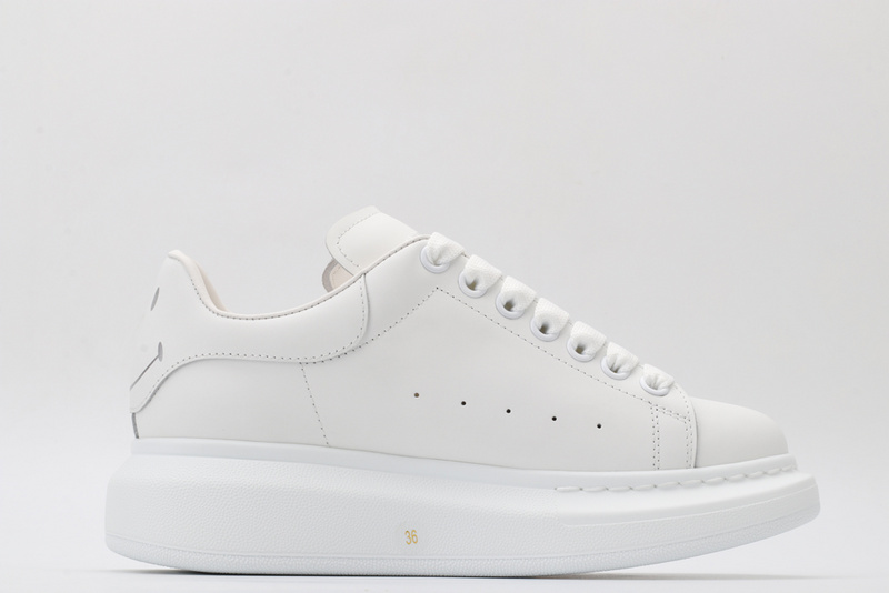 A1exa*der m*q*en sports shoes