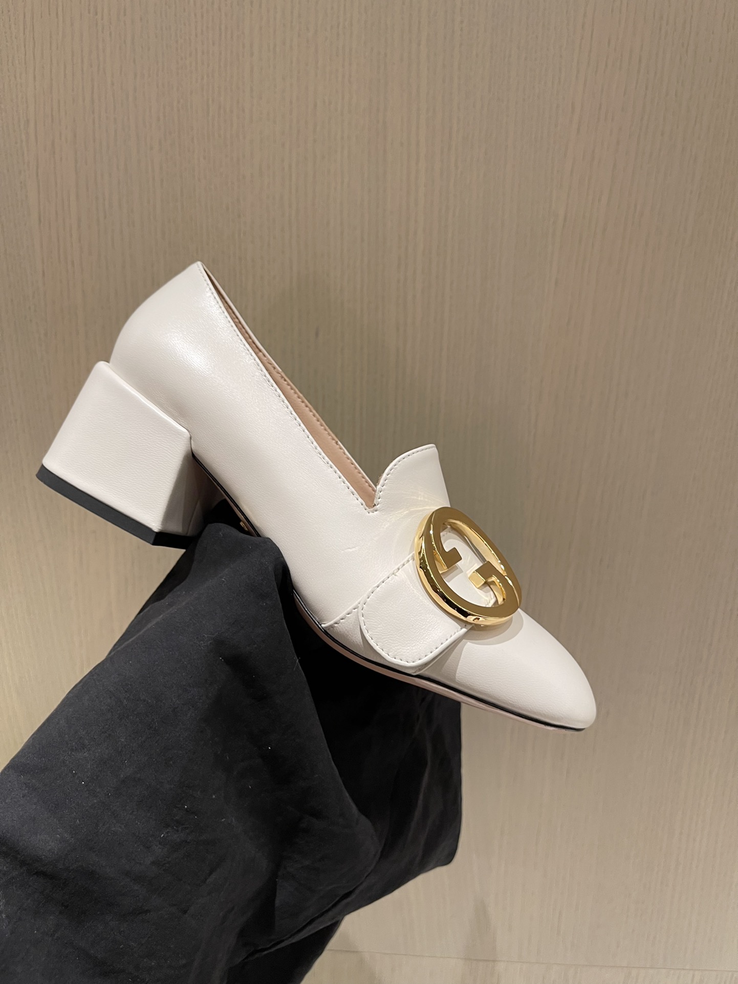 G*u*i loafers