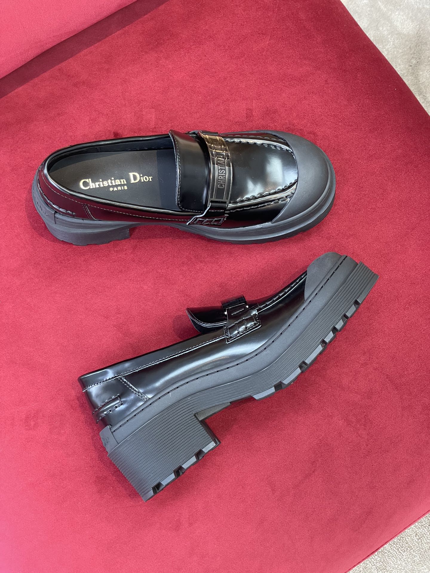 Pra*a loafers 2022ss