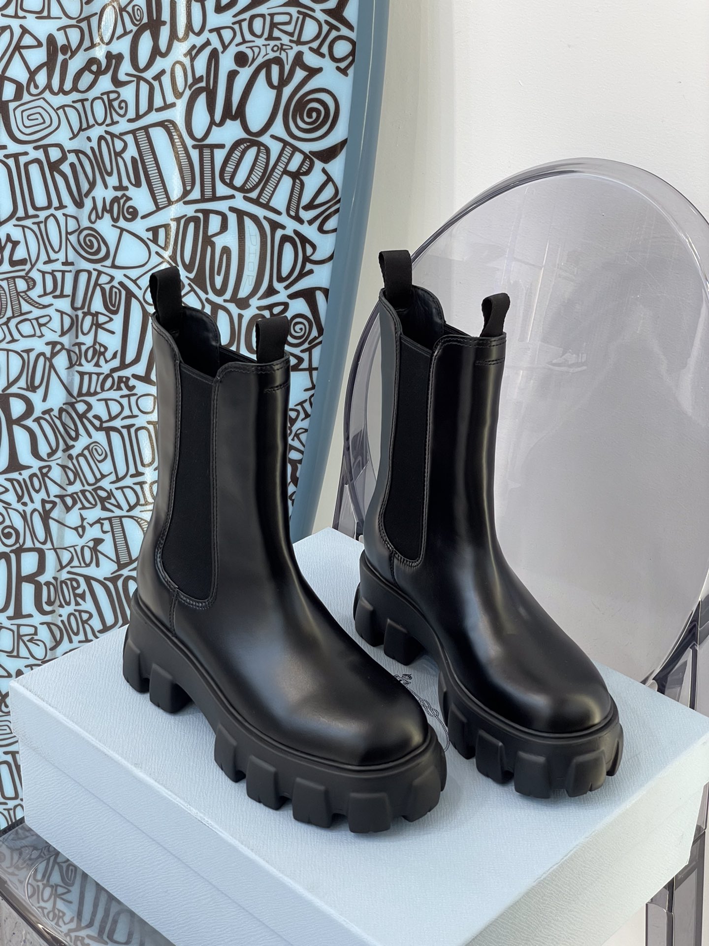 Pra*a boots
