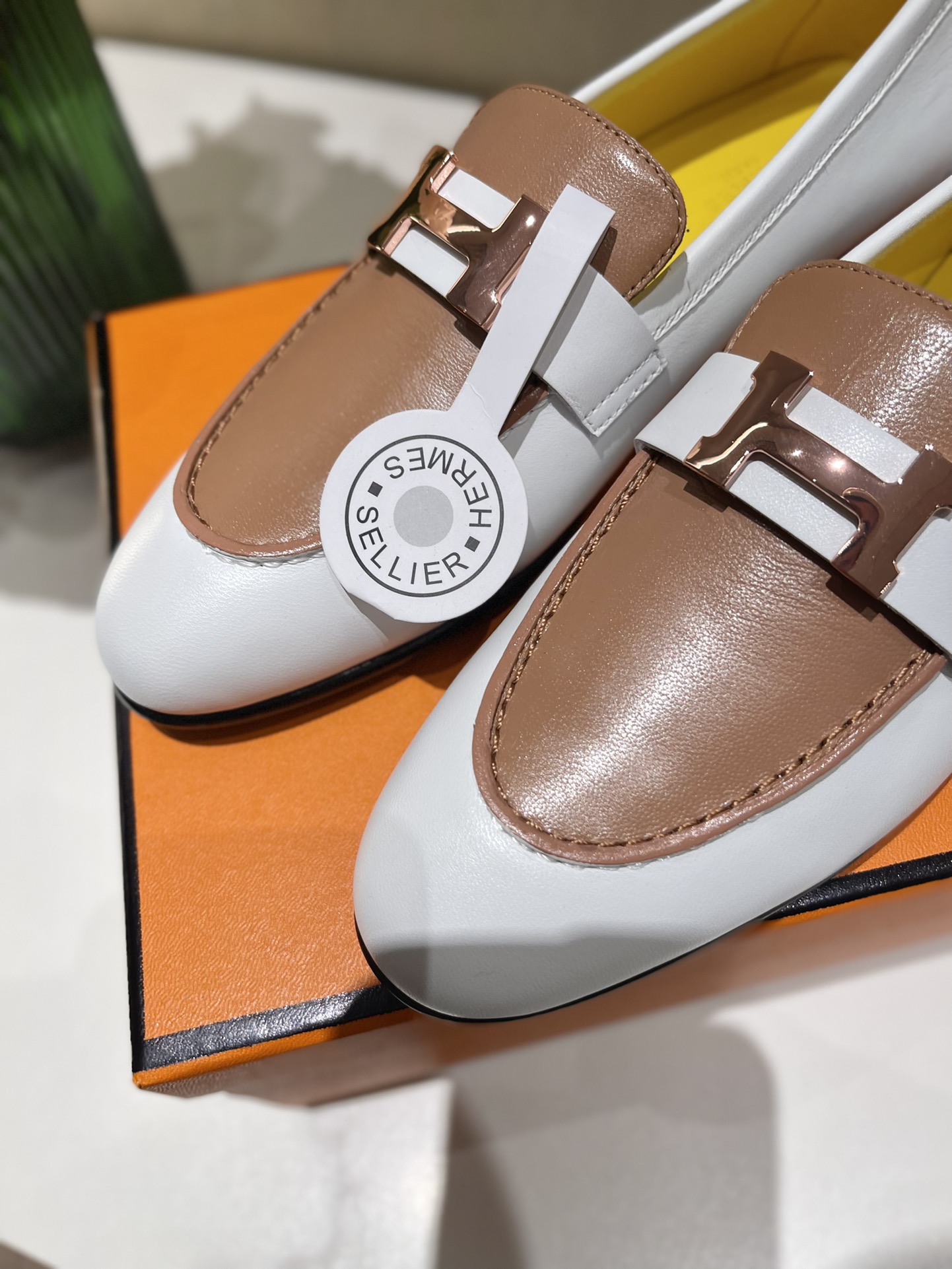 H**mes loafers(eu35-eu40)