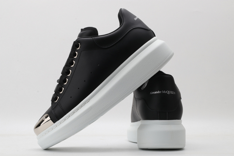 A1exa*der m*q*en sports shoes
