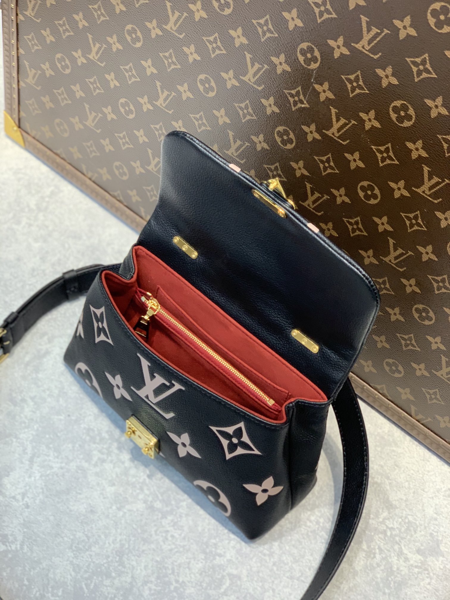 l0*is V*t0n madeleine bb handbag-24*17*8.5cm