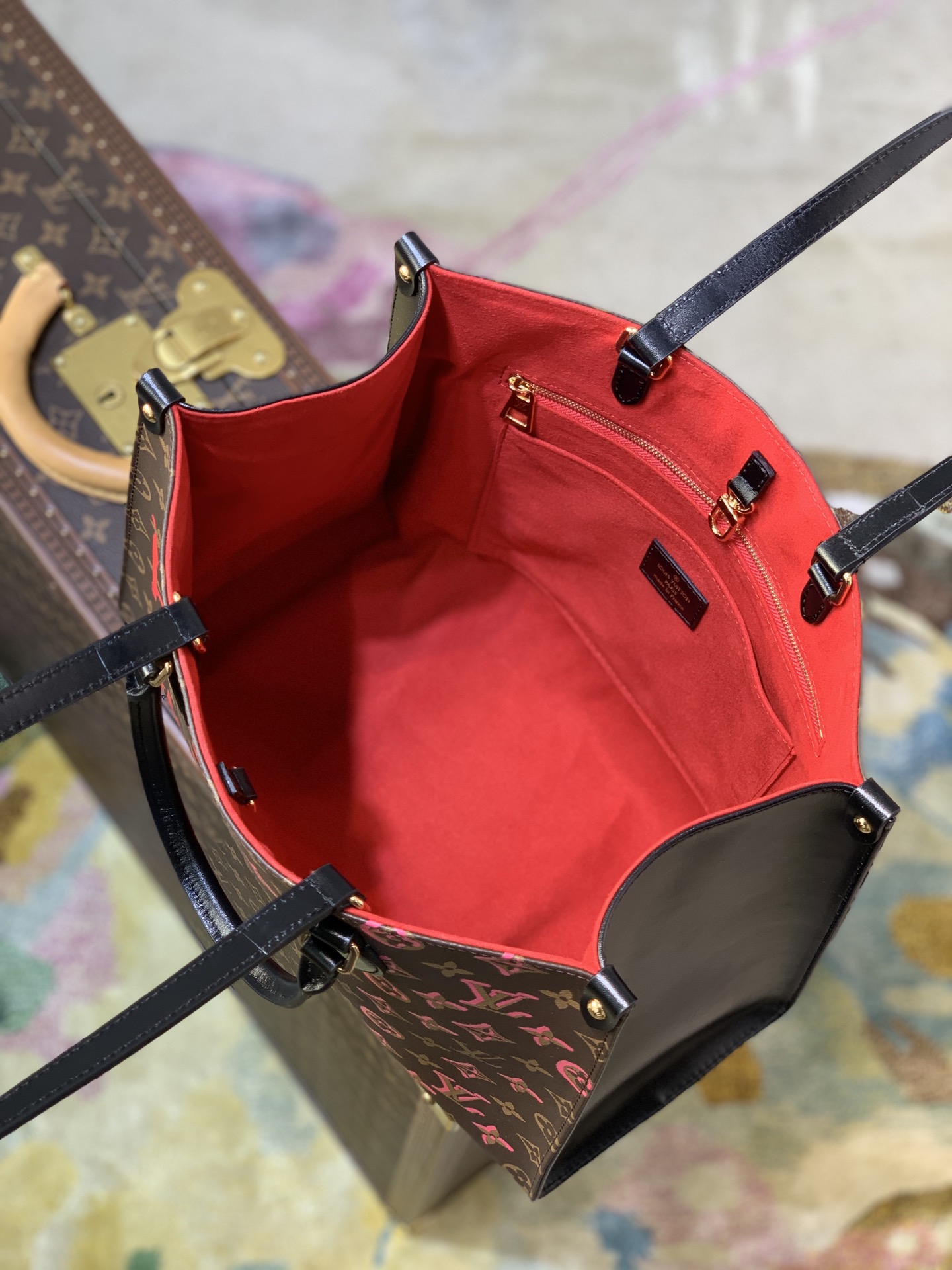 l0*is V*t0n onthego handbag-41*34*19cm