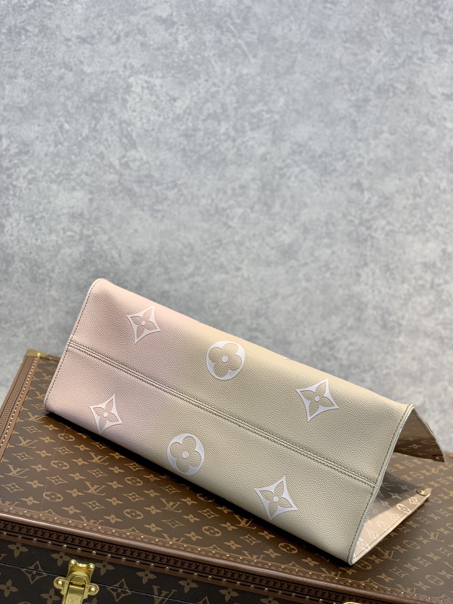 l0*is V*t0n onthego handbag-m46076-41*34*19cm