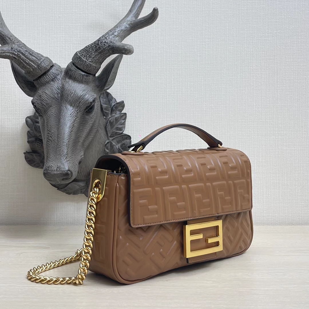 F**di baguette bag-24x14x7cm